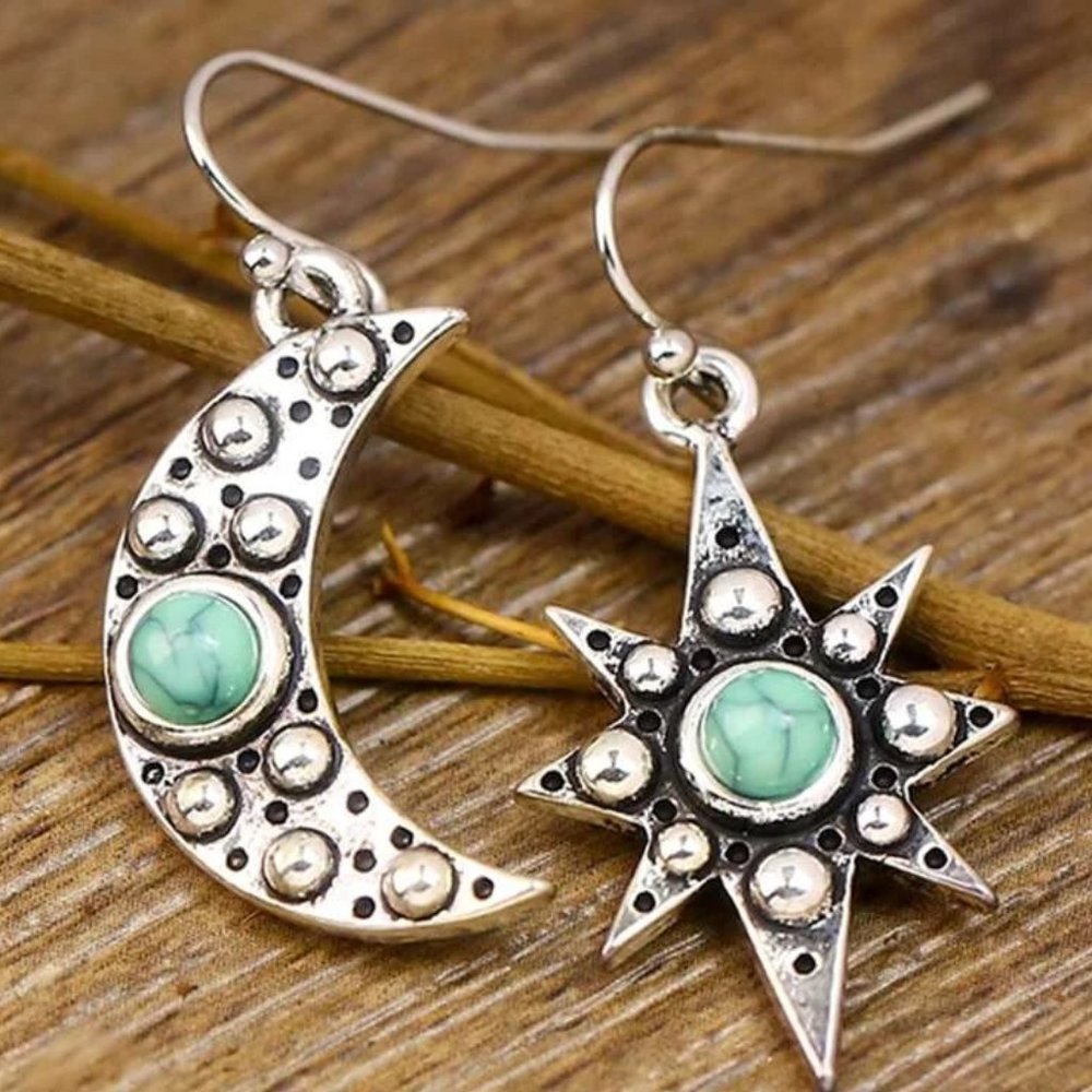 Vintage Green Turquoise Mismatched Star & Moon Drop Dangle Hook Earrings - NEW